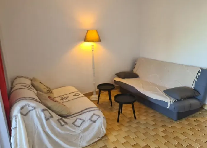 Tres Beau Studio Cabine